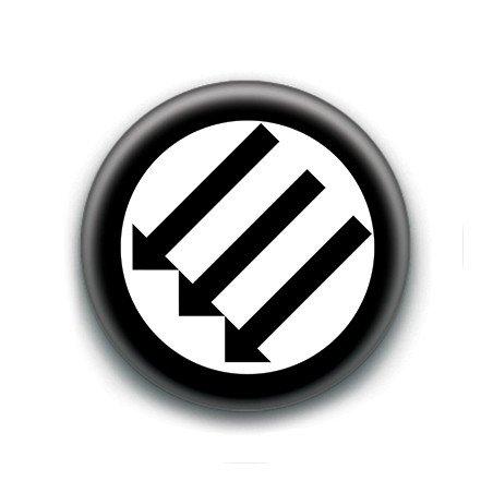 Badge : Antifasciste trois flèches (blanc)