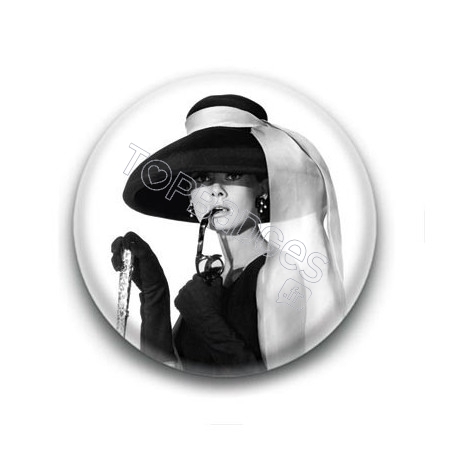 Badge : Lunettes, actrice Audrey Hepburn 