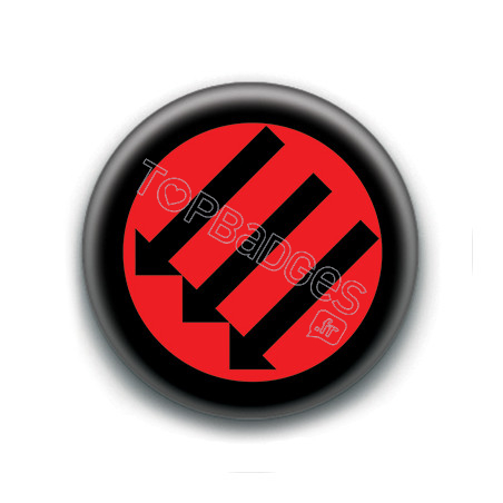 Badge : Antifasciste trois flèches (rouge)